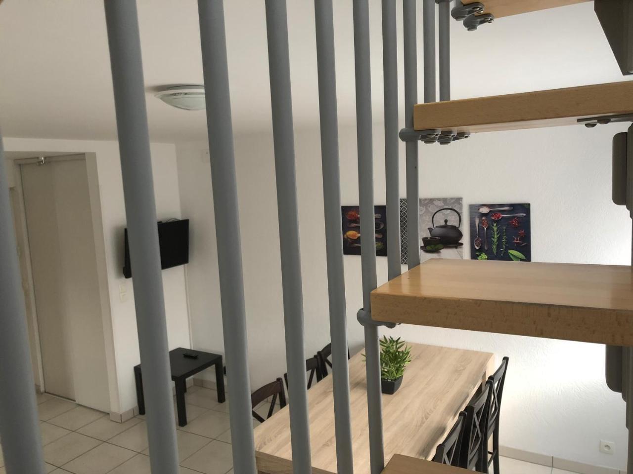 Studios Near Lycee Jean Mermoz แซ็ง-ลุยส์ ภายนอก รูปภาพ